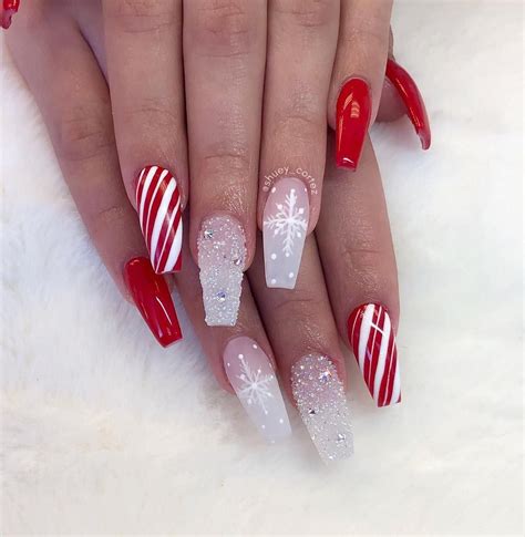 short coffin christmas nails